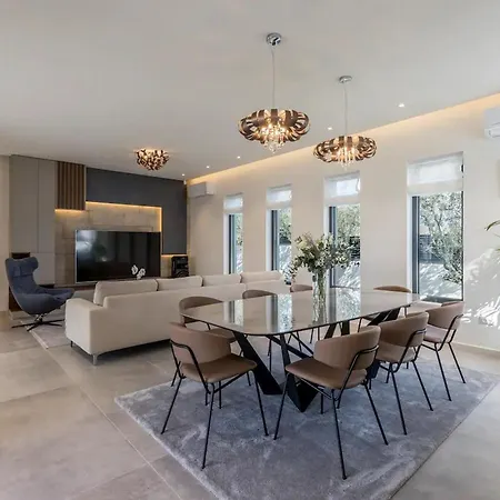 Sophisticated Oasis With Pool Villa Kaštela